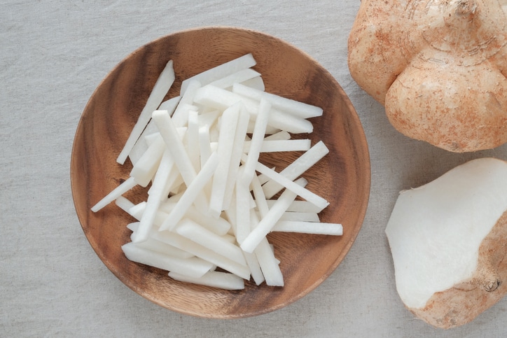 bowl of sliced jicama 