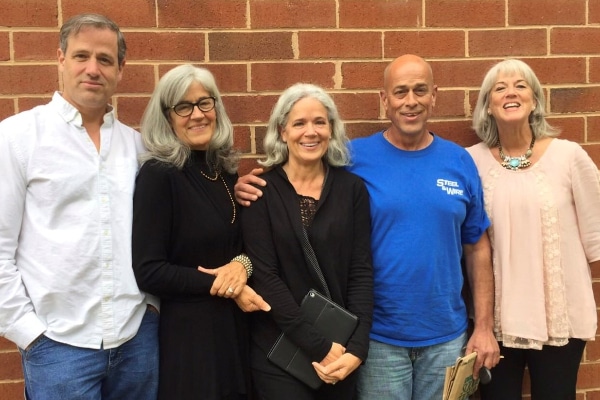 Siblings Devin, Amy, Lynda, and Michael with their sister Debbie