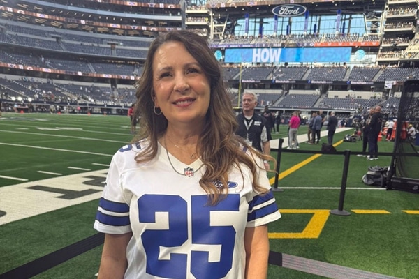 Sheila Elliott was one of five breast cancer survivors named as Star Survivors by the Dallas Cowboys.