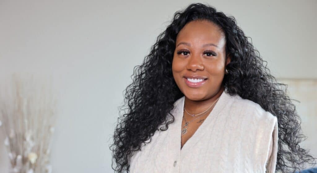 Kashmiere Culberson was born without arms at Methodist Dallas and returned to deliver her own baby.