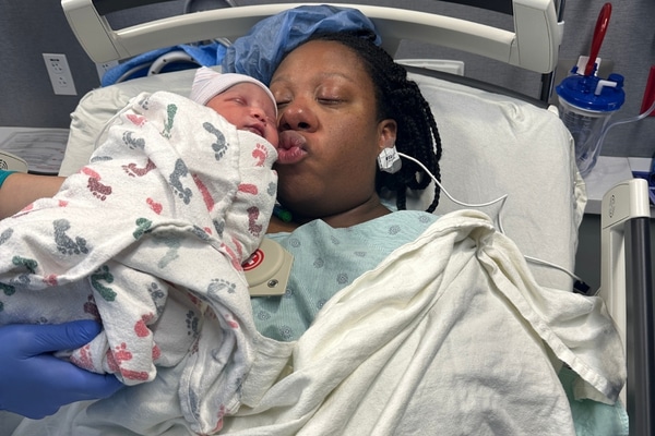 Kashmiere Culberson with her newborn daughter, ZaNova