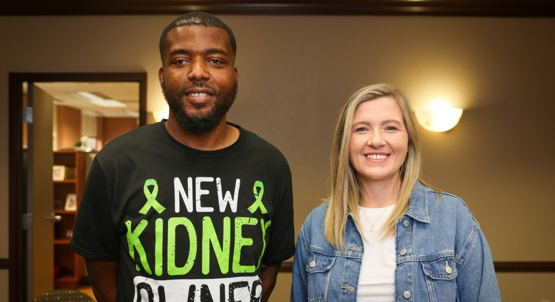 Kidney recipient Ish Thorns with his donor Brandy Laman
